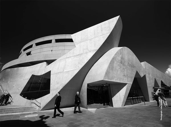 Harry Seidler's Umbrella