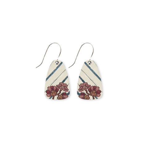 Vintage Charm Small Summit Drop Earring
