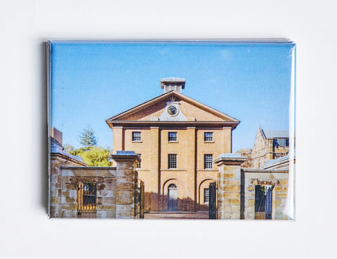 Hyde Park Barracks from across Queens Square Magnet