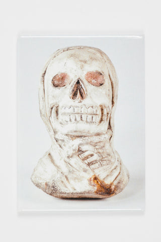 Skull-shaped Pipe Bowl Magnet